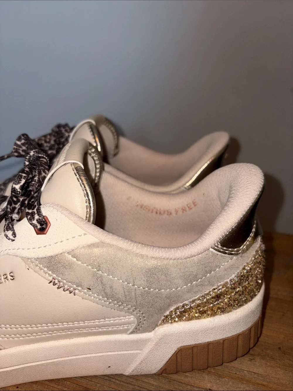 Skechers Women's Cream & Gold Glitter Low-Top Sneakers Size 10